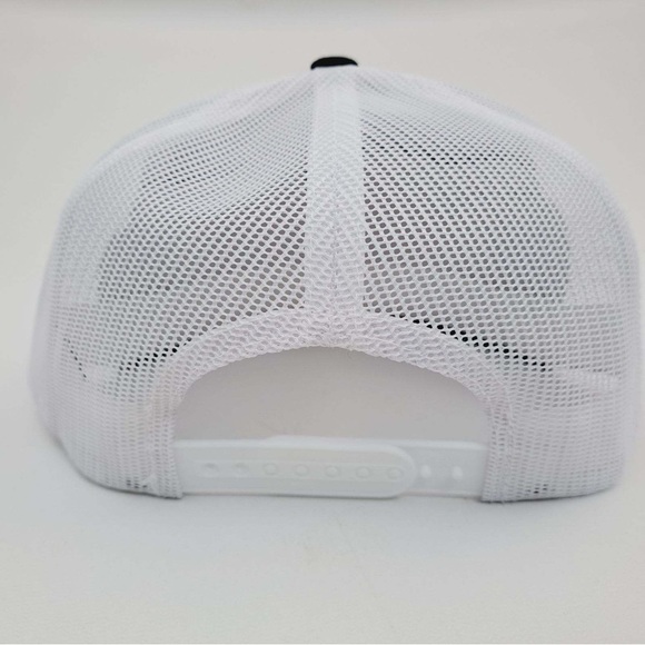 Flat Bill Mesh Snap Back Embroidered Patch Cap Hat Black & White - Picture 4 of 4